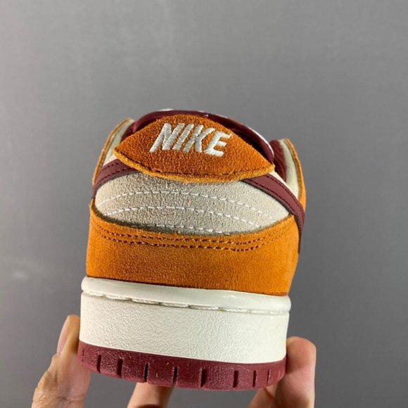 Nike SB Dunk Low main image 9
